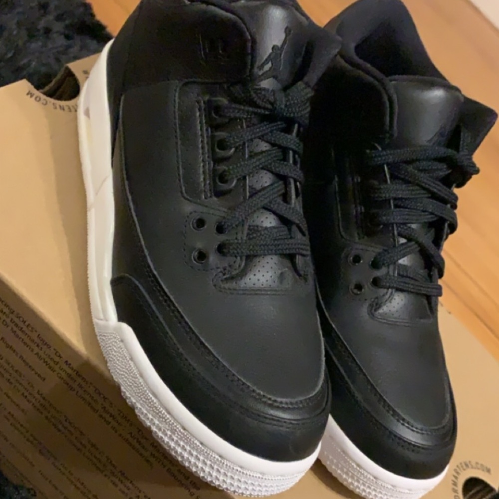 Nike Air Jordan 3’s Retro